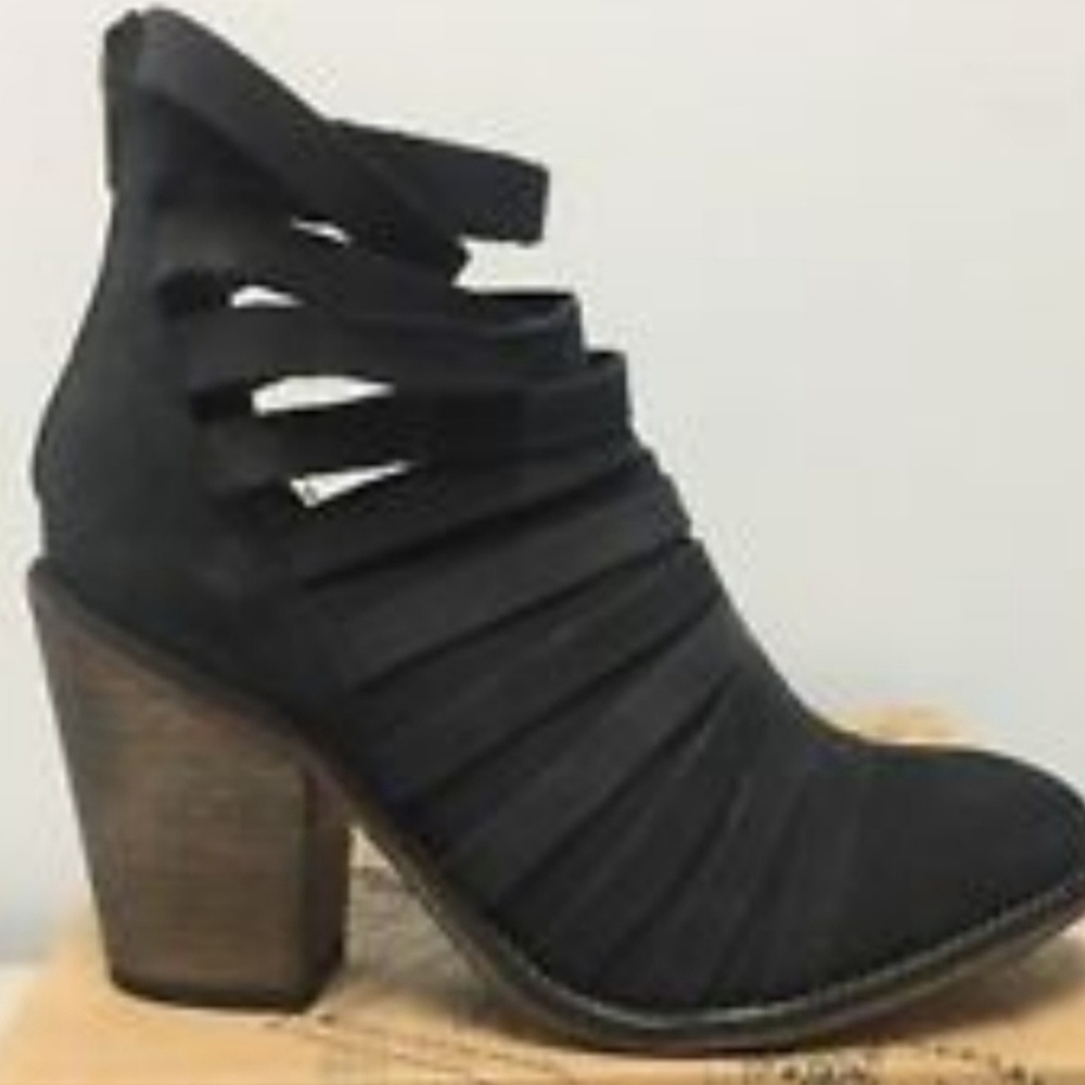 Free People boots sz 40 US sz 10
